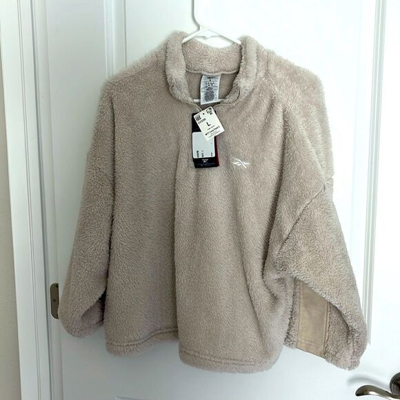 Reebok Fuzzy 1/4 Zip Popover Boxy Cut Warm and Cozy Jacket/ Sweatshirt NWT SZ L - Picture 1 of 9